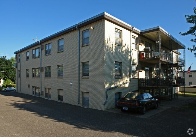 1660 Cumberland - 1660 Cumberland