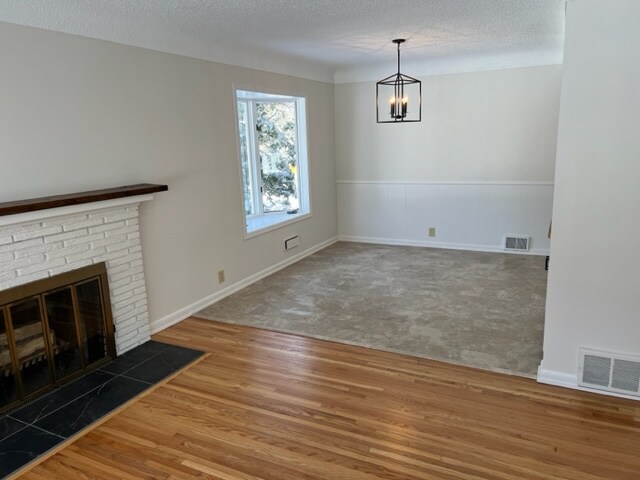 Photo - 5617 W 68th St