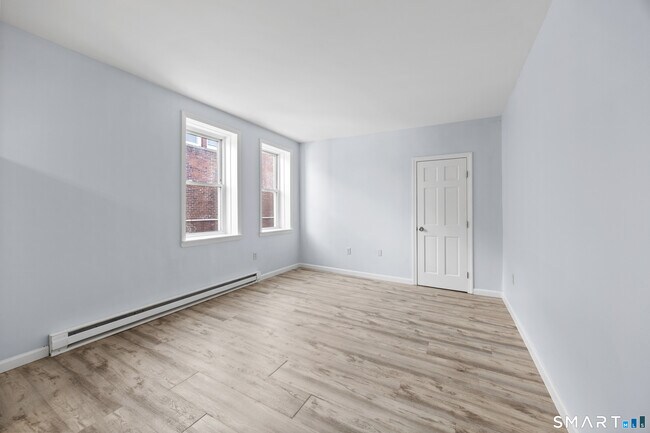 Photo - 60 Center St