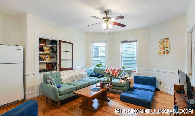 Photo - 13 Sachem St Unit 3