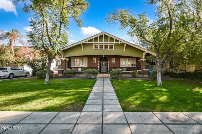 Building Photo - 343 W Portland St Unit 5