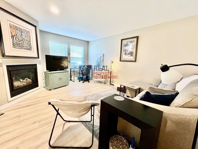 Photo - 13900 Lake Song Ln