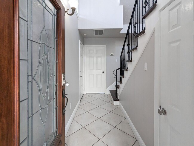 Photo - 1304 Dart St