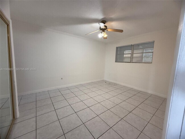 Photo - 2940 NE 203rd St Unit C111