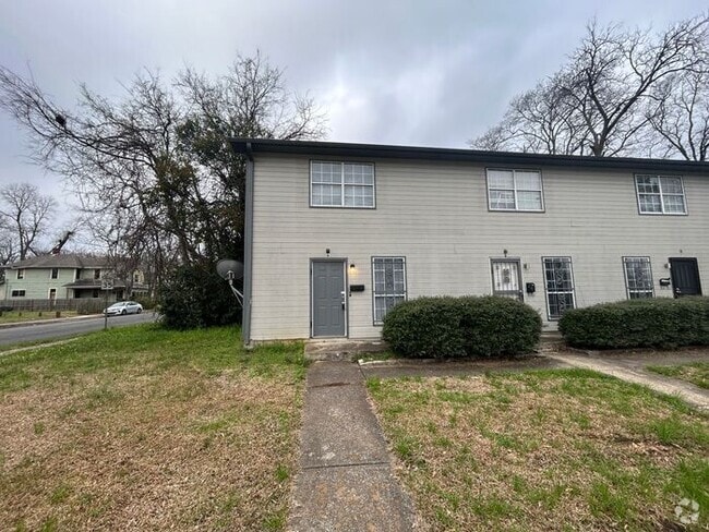 Building Photo - 1100 Cotton Ave SW Rental