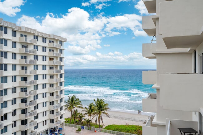 Photo - 3301 S Ocean Blvd Unidad 702 Rental