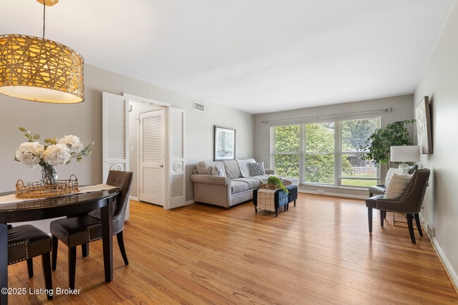 Photo - 2705 Riedling Dr