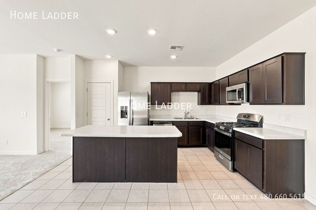 Photo - 2528 N Coolidge Ave