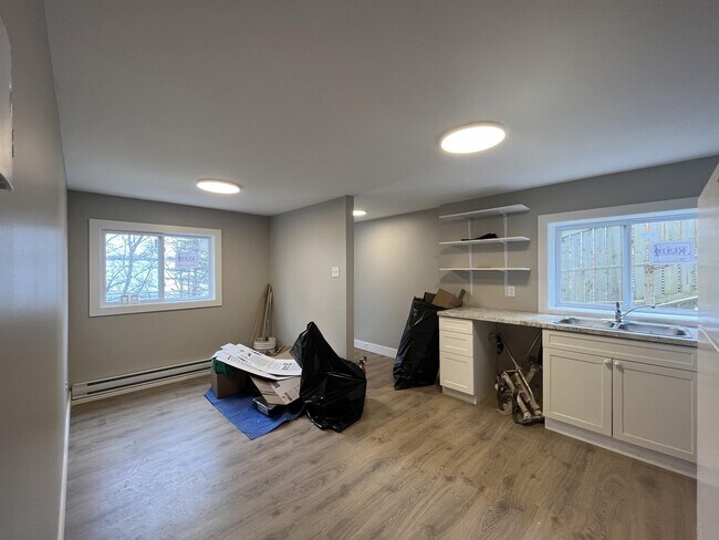 Photo - 126 Empire Ave Unit D