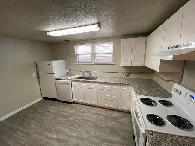 Photo - 619 S Grant Ave Apartamento Unidad 619 1/2 S. Grant Ave - Basement Level