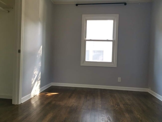 Photo - 244 S 30th St