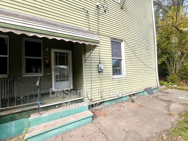 Photo - 19 N Cedar St Rental