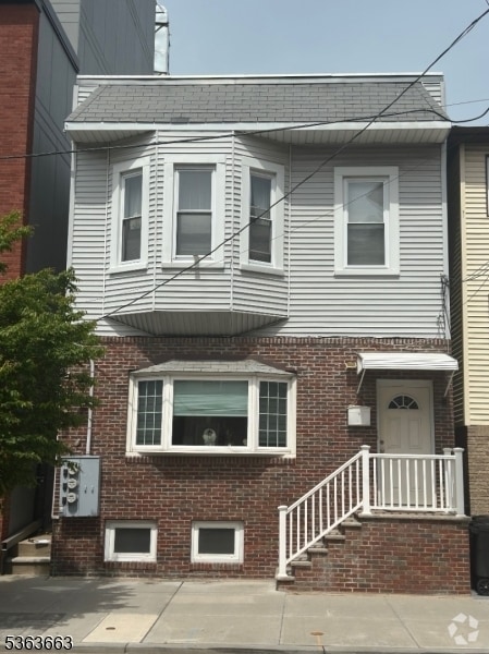 Building Photo - 265 Cambridge Ave Unit 2 Rental
