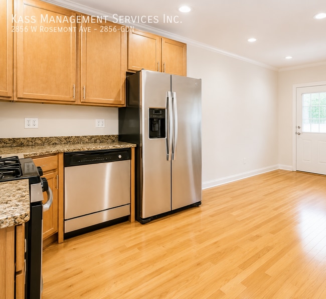 Building Photo - 2856 W Rosemont Ave Unit 2856-GDN