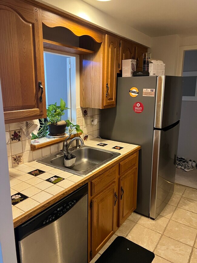 100 West Ave Condo Unit D28 Condo for Rent in Jenkintown, PA