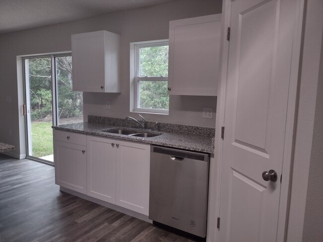 Photo - 6248 N Chestnut Terrace