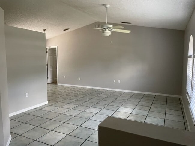 Photo - 2830 Ascot Ln