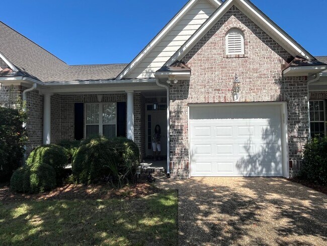 Photo - 1005 E Shearwater Ln
