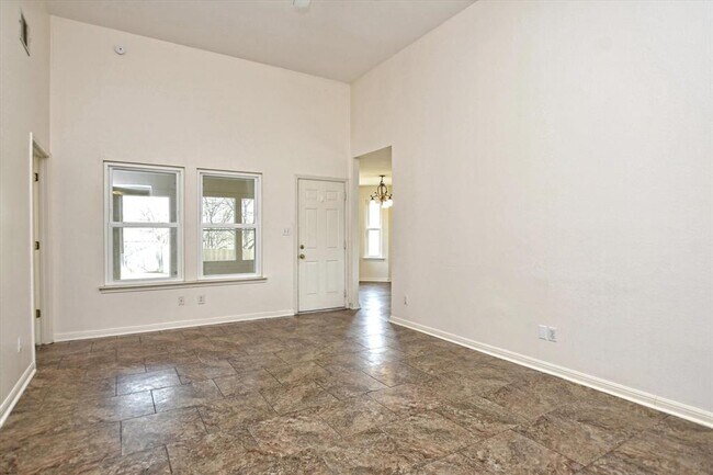 Photo - 804 Sable Trail Ct