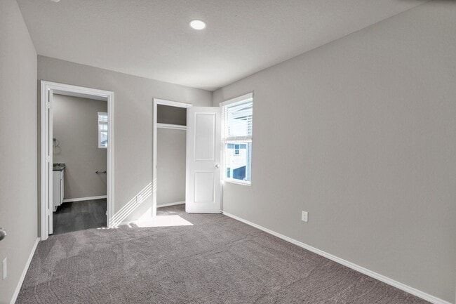 9922 Hazy Bend