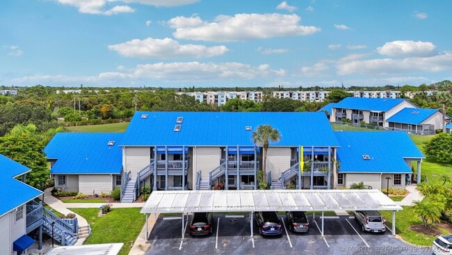 Building Photo - 1637 NE Nautical Pl Unit 804