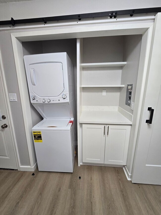 515 Richardson St Apartment Unit 515 Martinez, CA