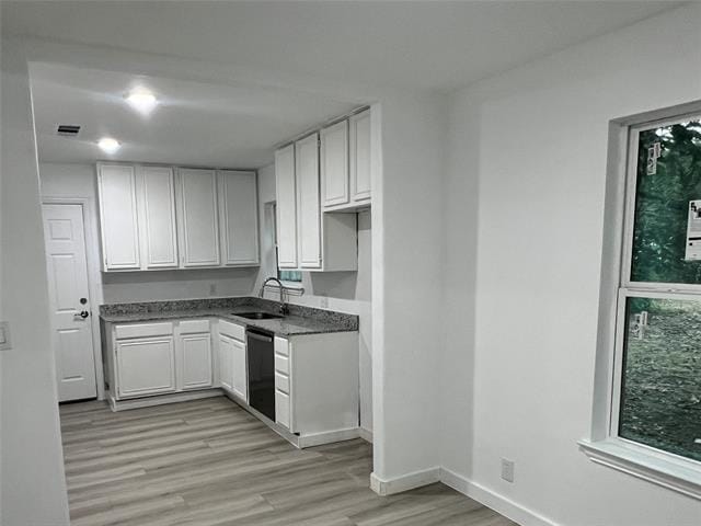 Photo - 3909 Carnation Ave