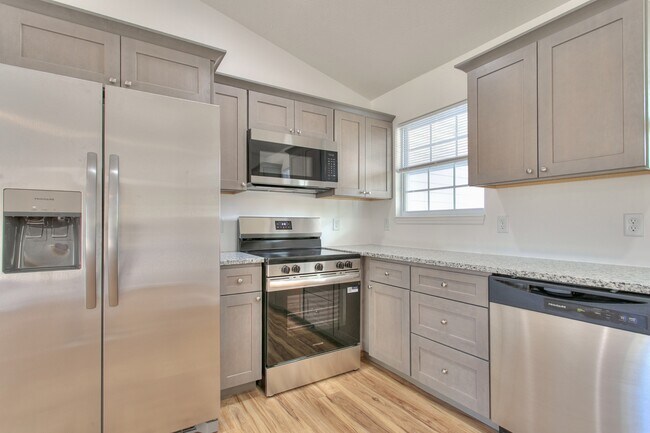 Photo - 1059 Waynoka Dr