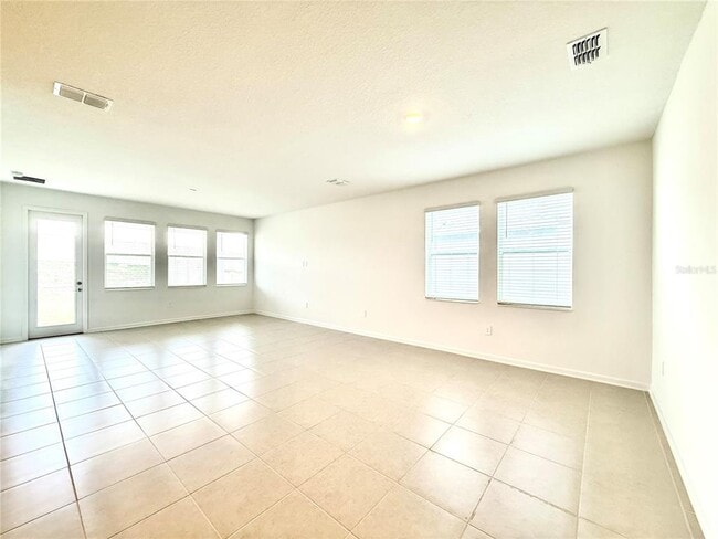 Photo - 3162 Armstrong Ave