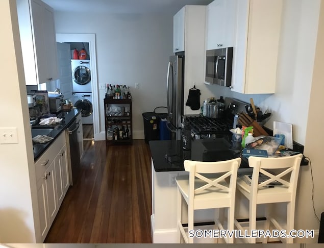 Photo - 17 Ashland St Unit 1