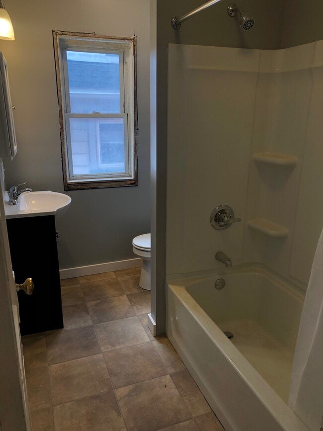 Photo - 1134 Plymouth Ave S