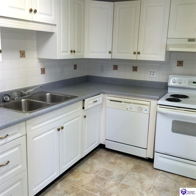 Photo - 316 Church St