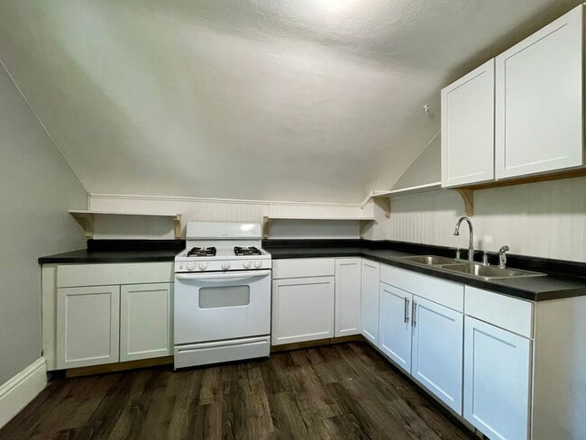 Photo - 24 16th Ave N Unidad #2