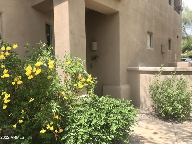 Photo - 16420 N Thompson Peak Pkwy Apartamento Unidad 2026