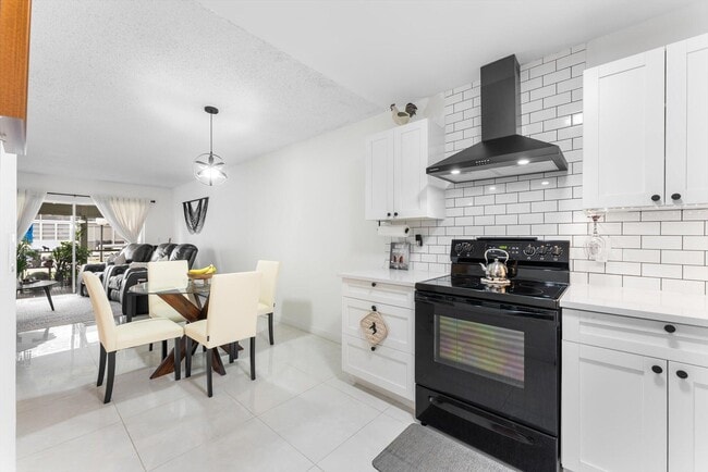 Photo - 7500 NW 30th Pl Unidad 123