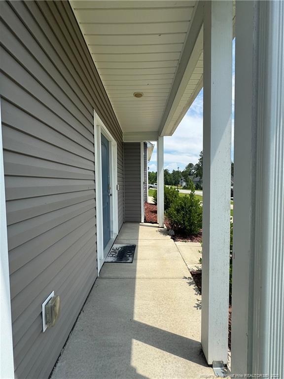 Photo - 185 Ledgebrook Ln