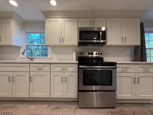 Photo - 200 N Lehigh Ave