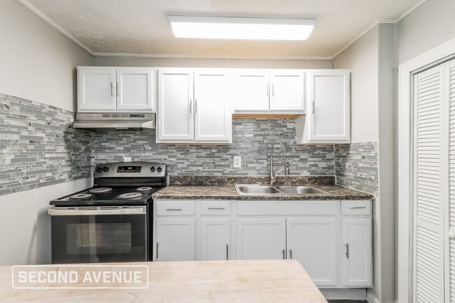 Photo - 4107 Grand Ave