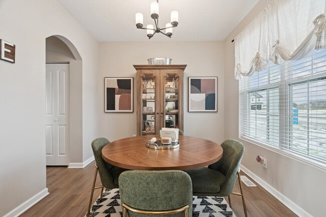 Photo - 1275 Priscilla Ct