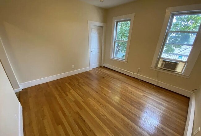 66 Middle St Unit 2