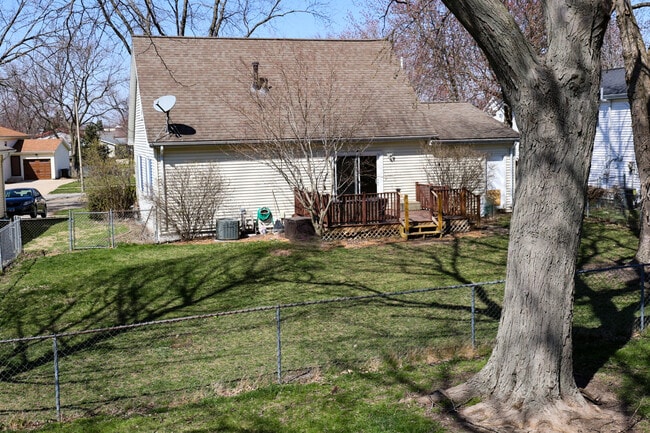 Photo - 1523 N Hershey Rd