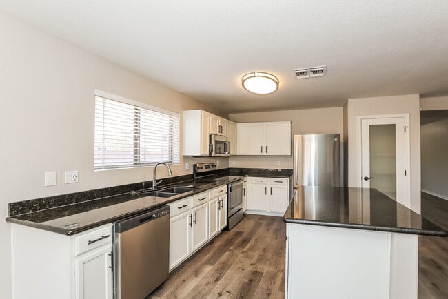 Photo - 11462 E Quarry Ave