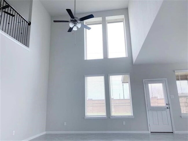 Photo - 3047 Forest Creek Dr