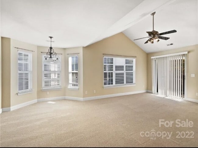 Photo - 6832 Park Place Dr