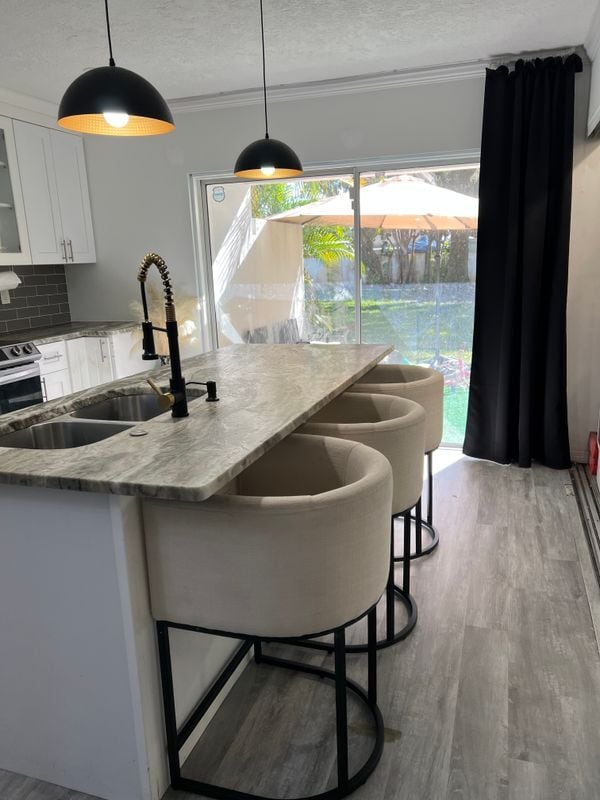 Photo - 5080 Elmhurst Rd