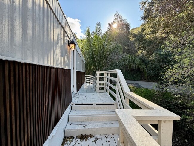 Photo - Charming 2 bed 2 bath home in Simi Valley!