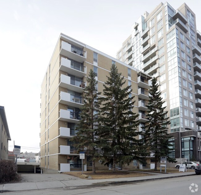 Photo - Queenswood House