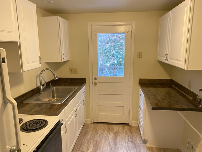 Building Photo - 4337 Clairton Blvd Rental
