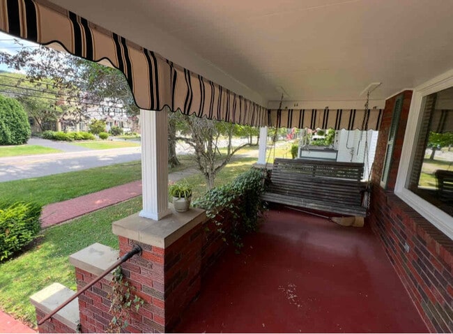 Photo - 729 Liberty St Unit 1