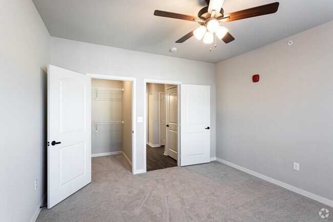 Monarch (A2): 1 Bedroom, 1 Bathroom, and 867 sqft